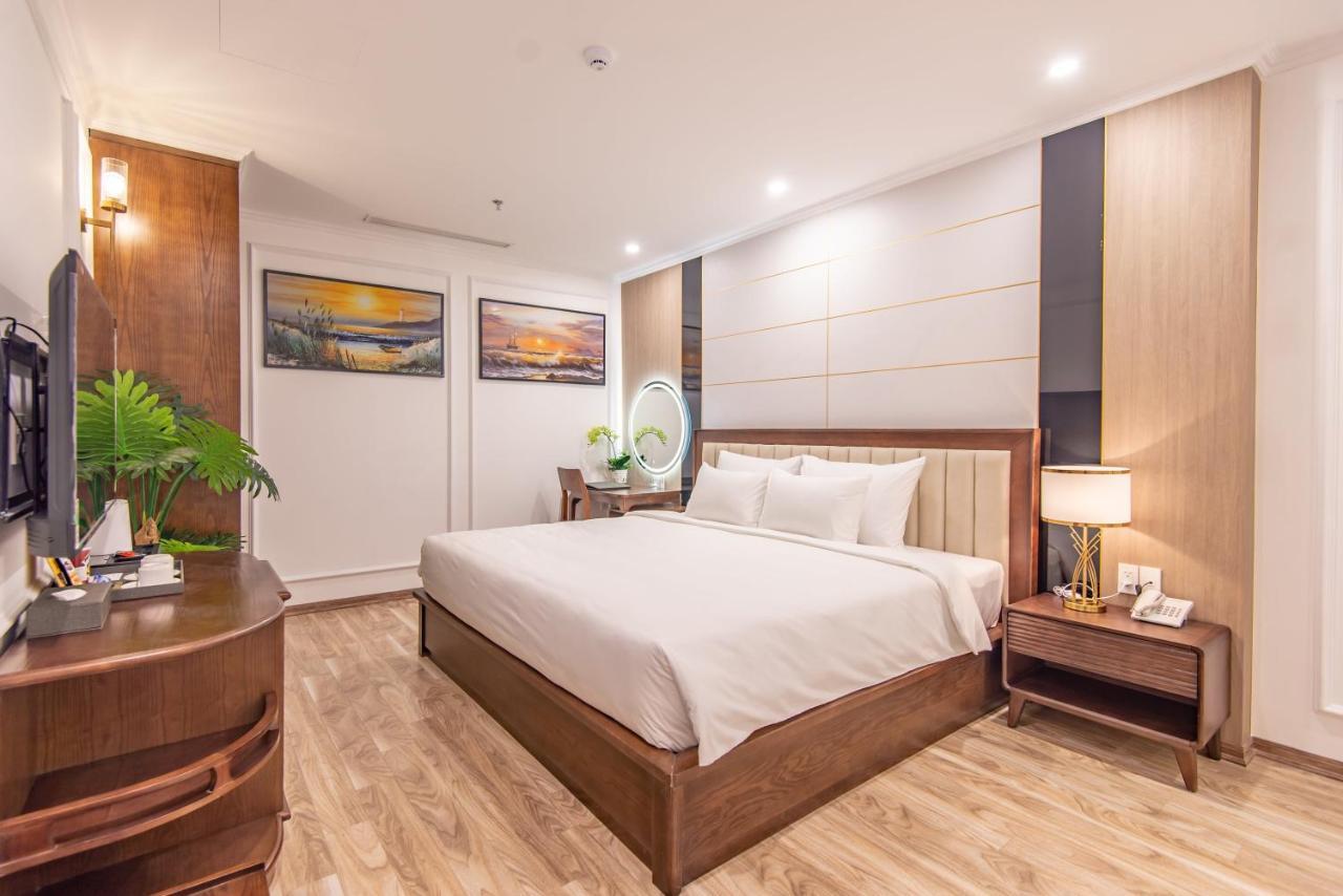Reyna Luxury Hotel & Spa ハノイ市 エクステリア 写真