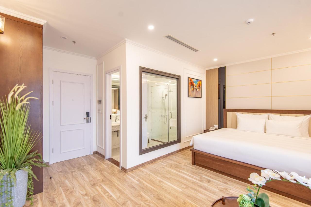 Reyna Luxury Hotel & Spa ハノイ市 エクステリア 写真