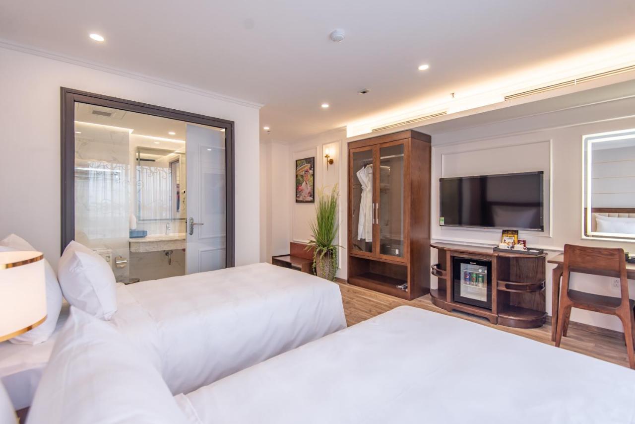 Reyna Luxury Hotel & Spa ハノイ市 エクステリア 写真