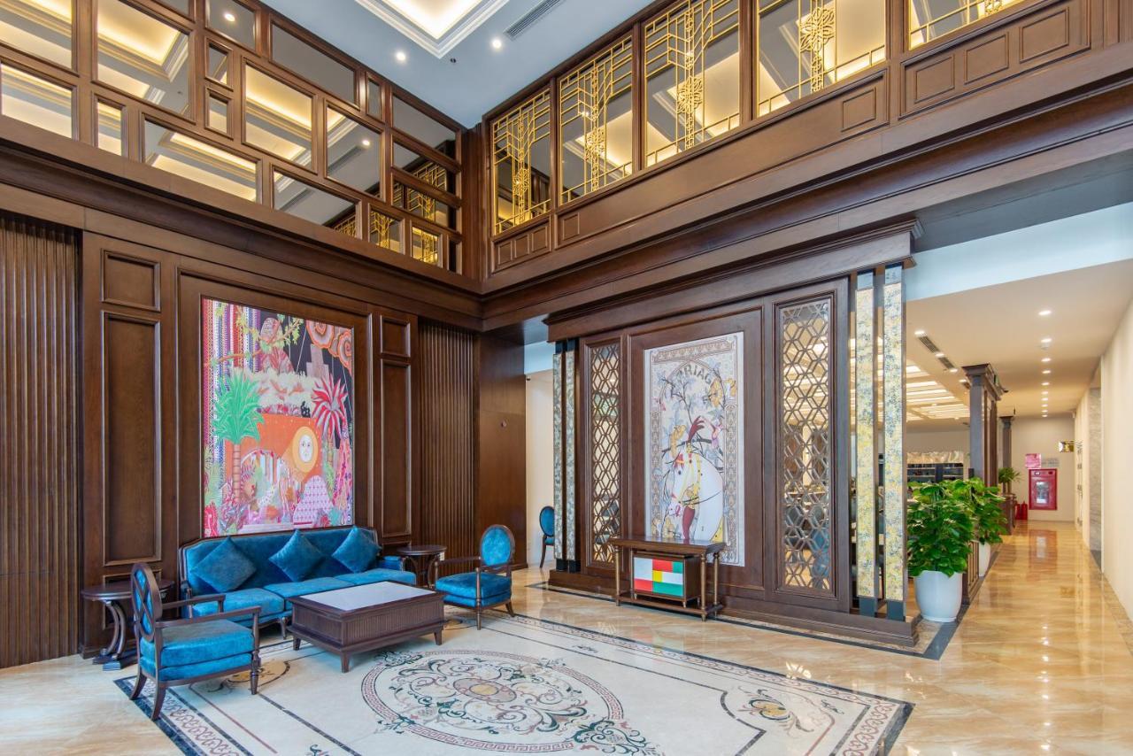 Reyna Luxury Hotel & Spa ハノイ市 エクステリア 写真
