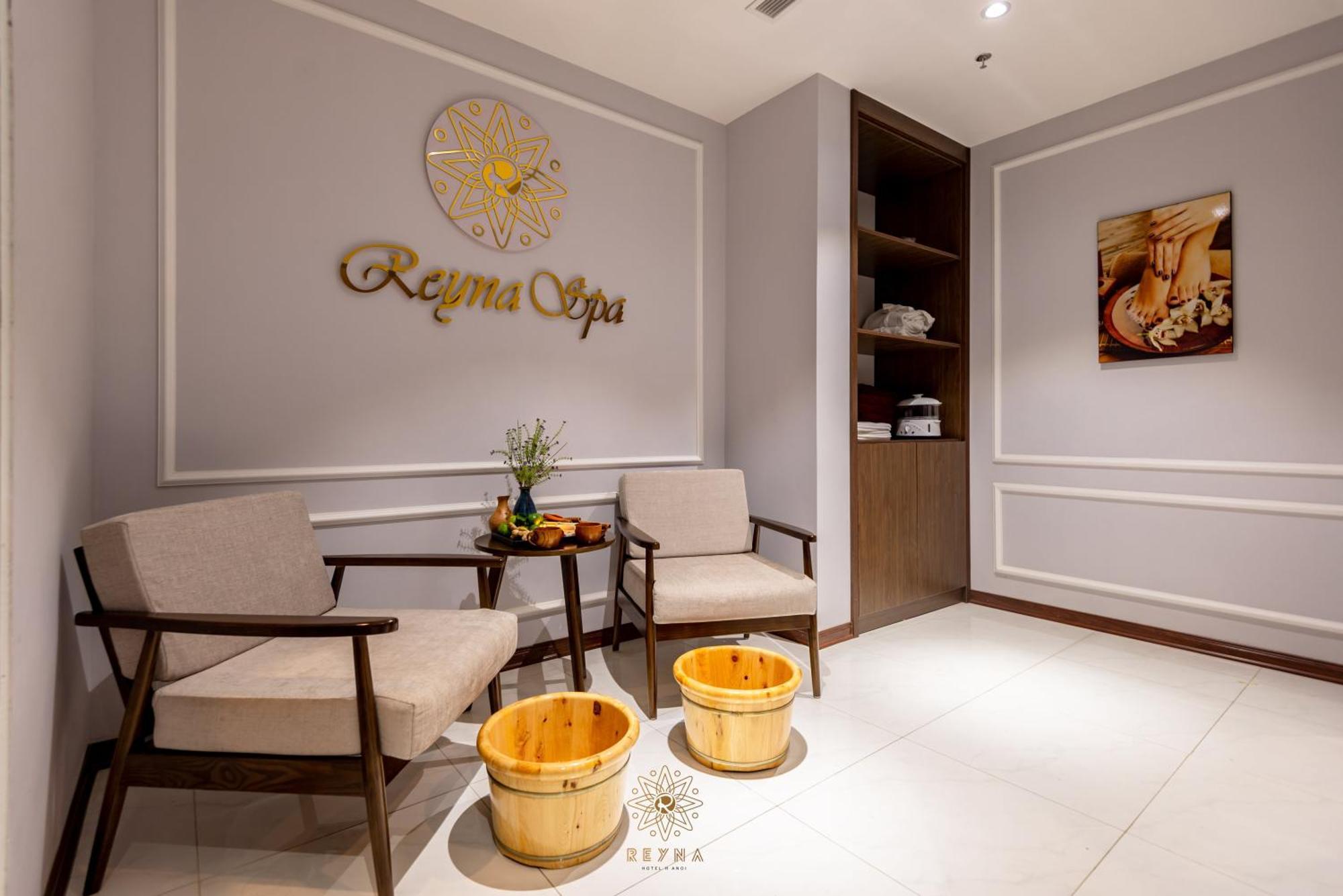 Reyna Luxury Hotel & Spa ハノイ市 エクステリア 写真
